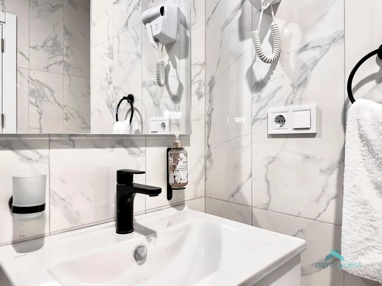 Apartment Business Studio Near Grand Bellagio Casino Batumi