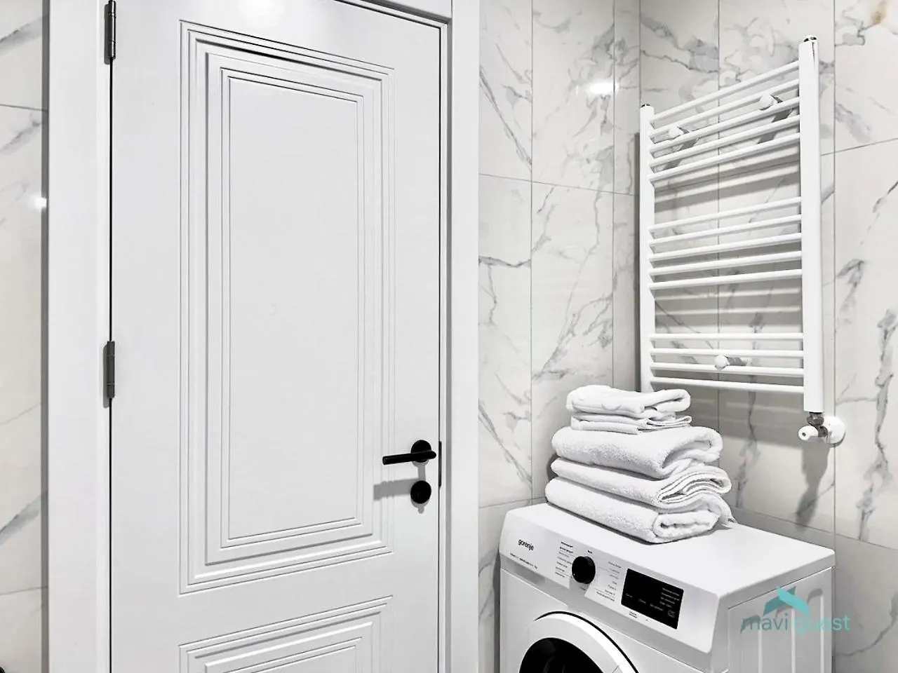 Business Studio Near Grand Bellagio Casino Batumi Apartmán