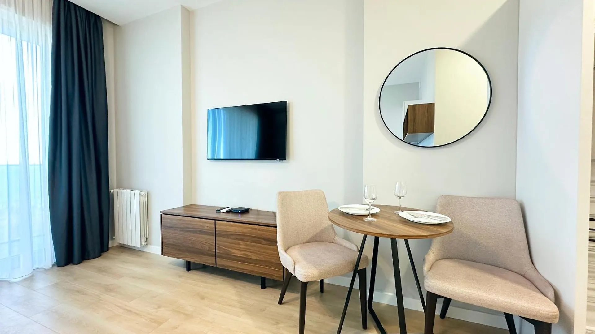 Apartment Business Studio Near Grand Bellagio Casino Batumi Georgia